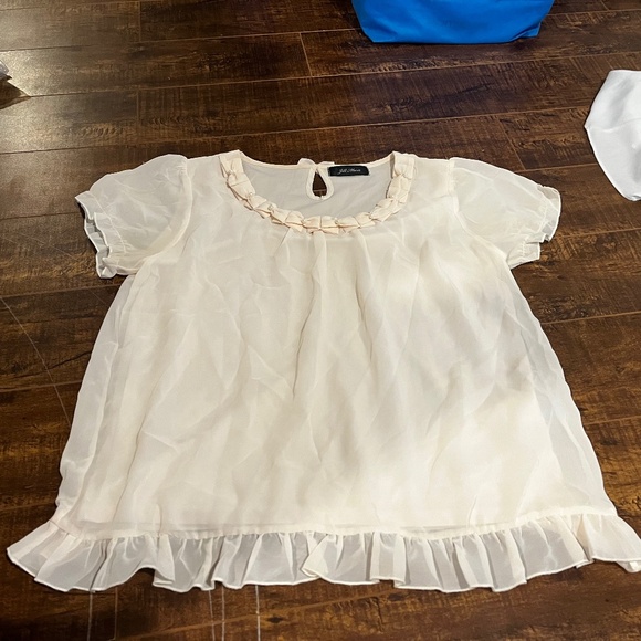 SOLDJill Marie cream blouse - Picture 1 of 5
